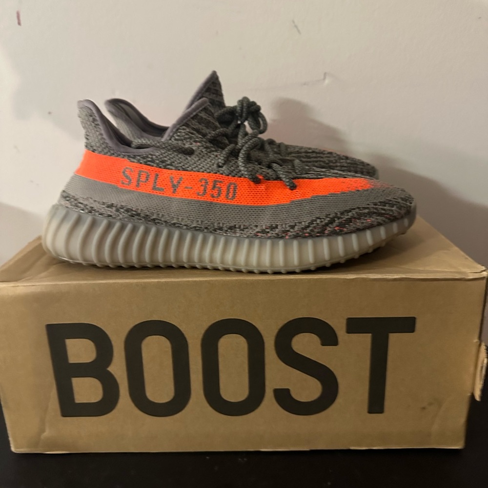 Yeezy Boost 350 V2